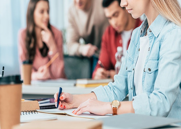 24/7 essay writing service