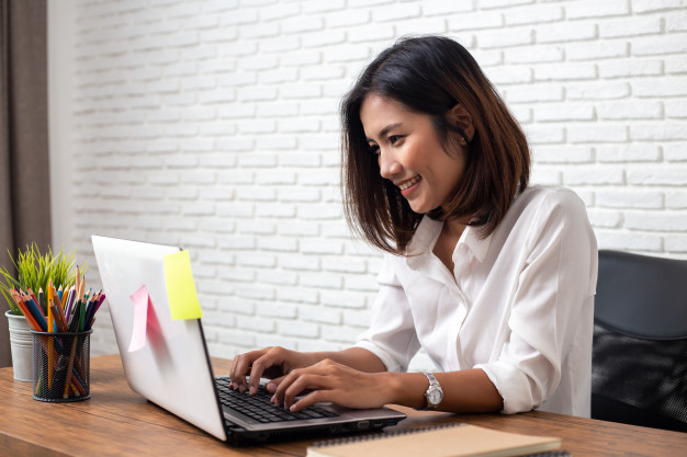 Where Can I Get Help to Write My Essay Online?